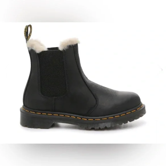 NWT Dr. Martens 2976 Faux Fur Lined Leather Chelsea in Black Burnished Wyoming - Picture 4 of 15